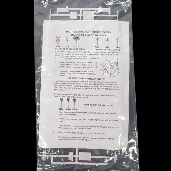 LIfe Like Trains Accessories Telephone Poles Railroad Road Signs Trees Lot - Picture 15 of 15